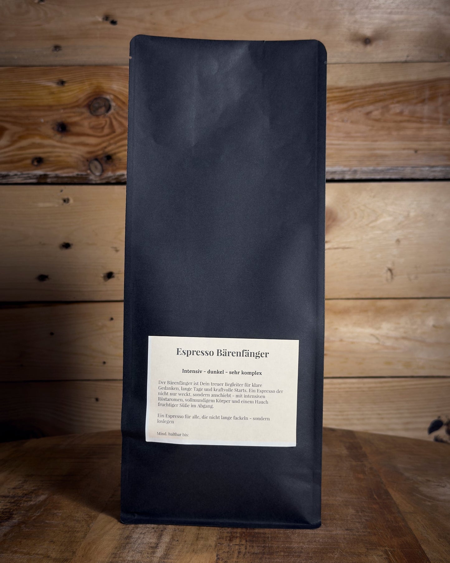 Rückseite der 1000g Packung Espresso Bärenfänger von KaffeeBär mit Etikett-Details.