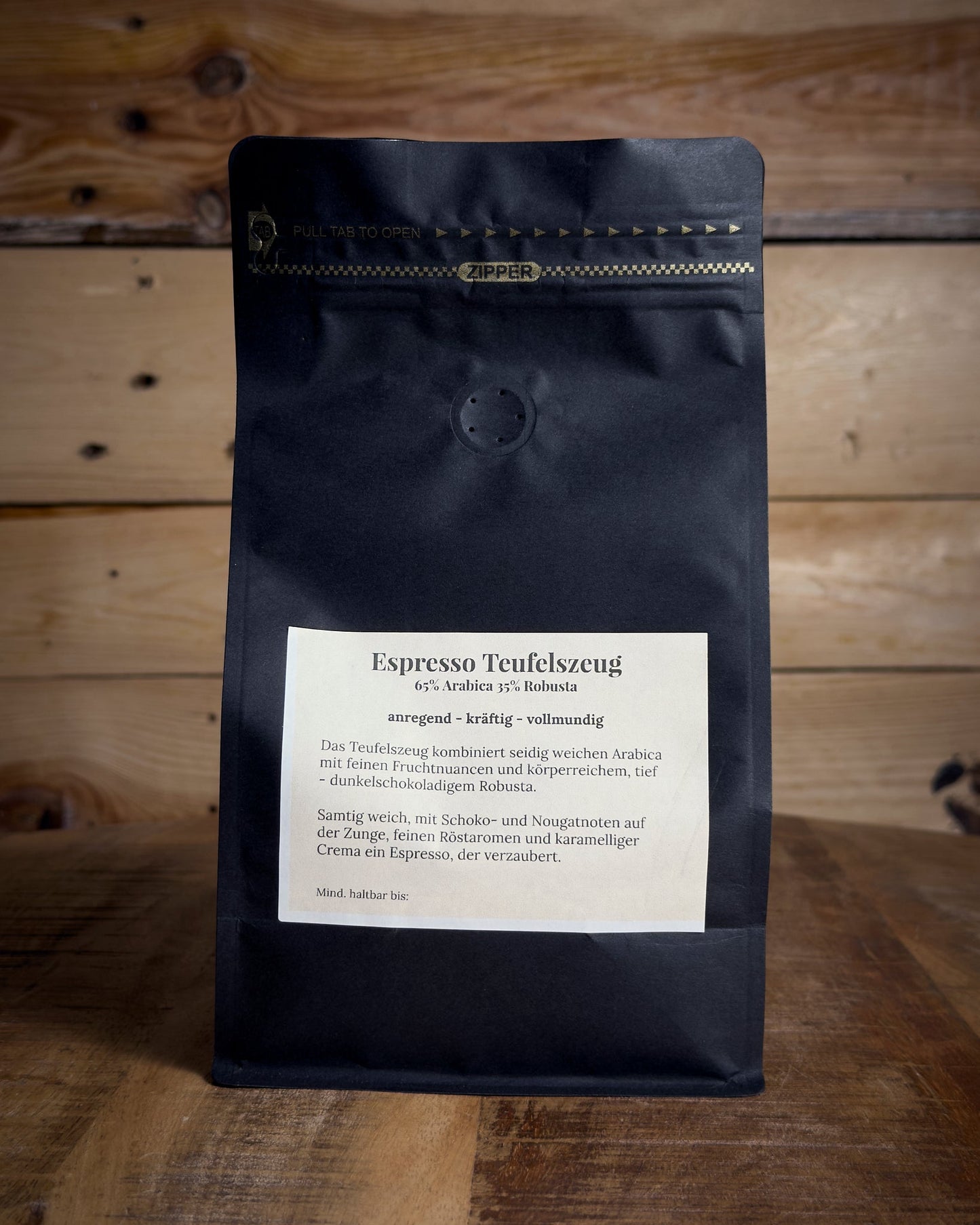 Rückansicht der 500g Kaffeetüte Espresso Teufelszeug mit Details zu Röstung und Geschmack.