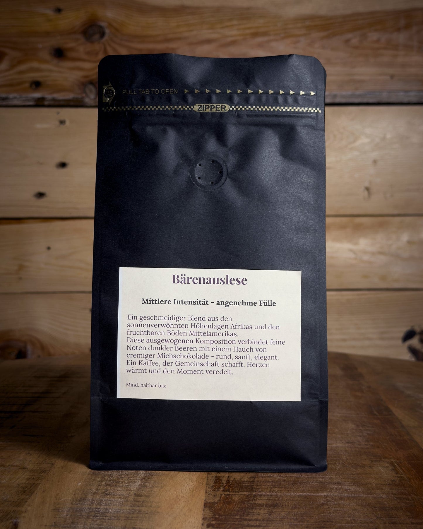 Rückansicht der 500g Kaffeetüte Bärenauslese mit Details zu Röstung und Geschmack.