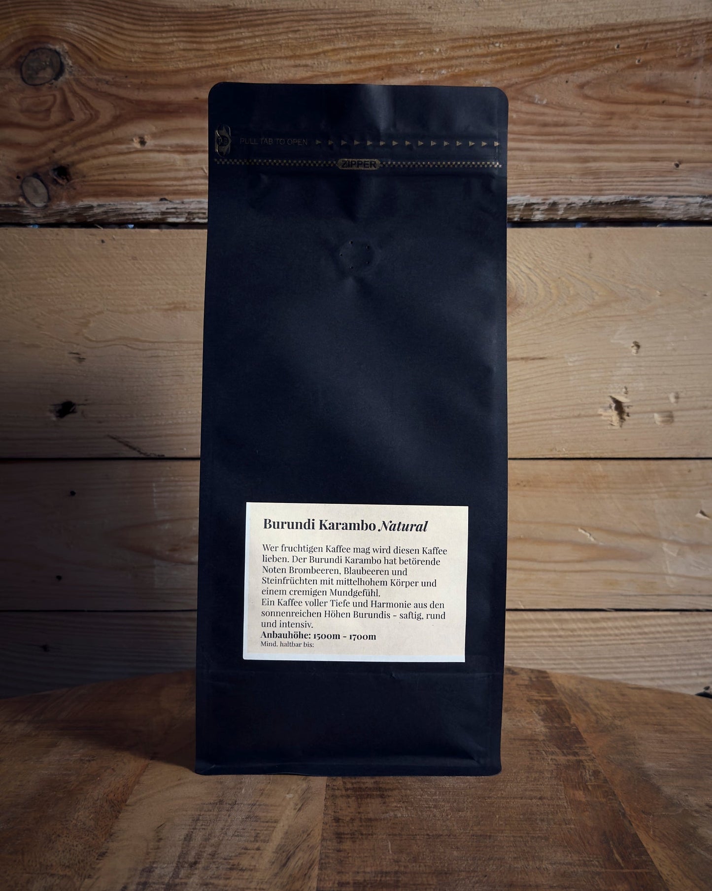 Rückseite der 1000g Packung Burundi Muyinga von KaffeeBär mit Etikett-Details.