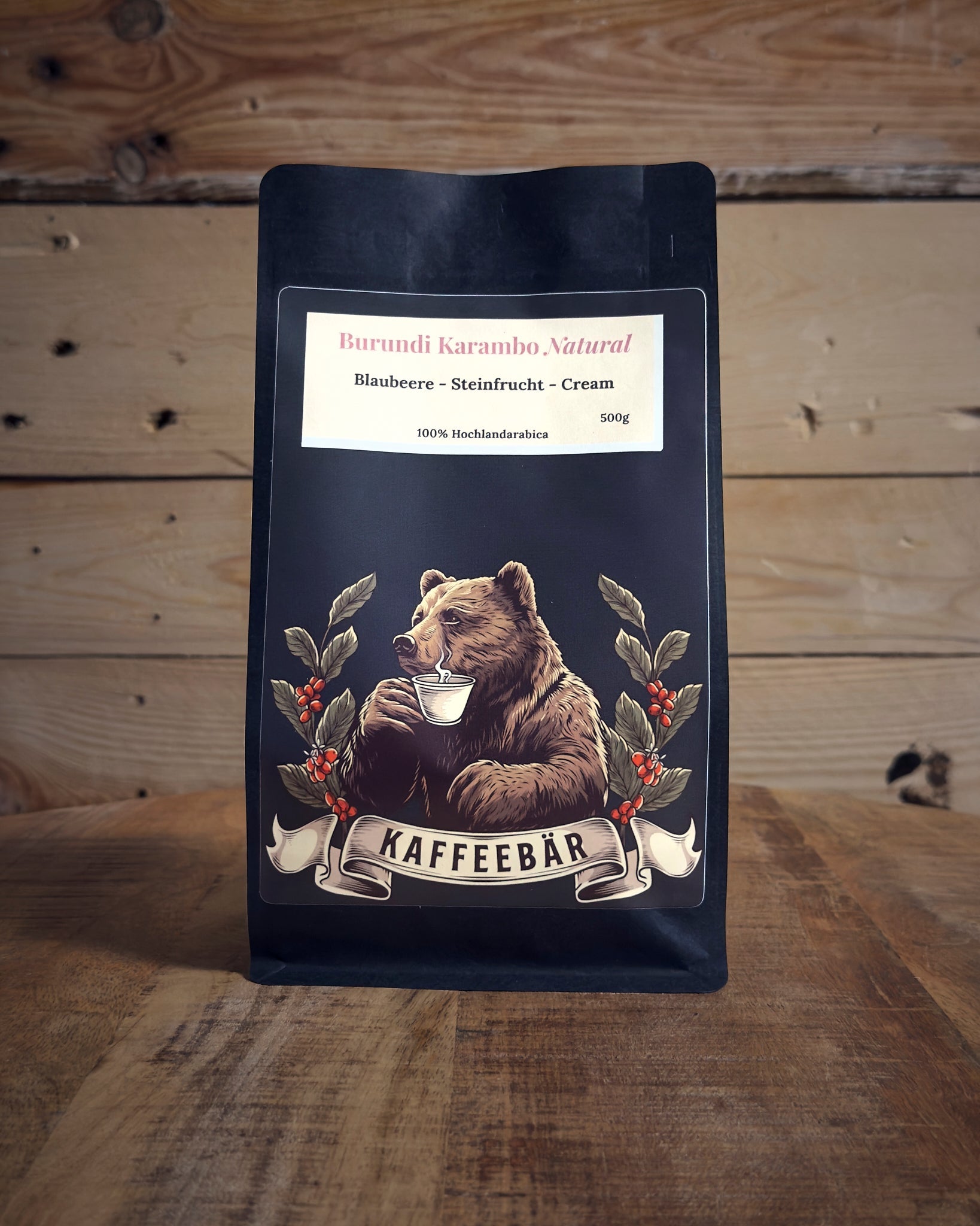 Handgerösteter Kaffee Burundi Muyinga in der 500g Packung von KaffeeBär, Vorderansicht.